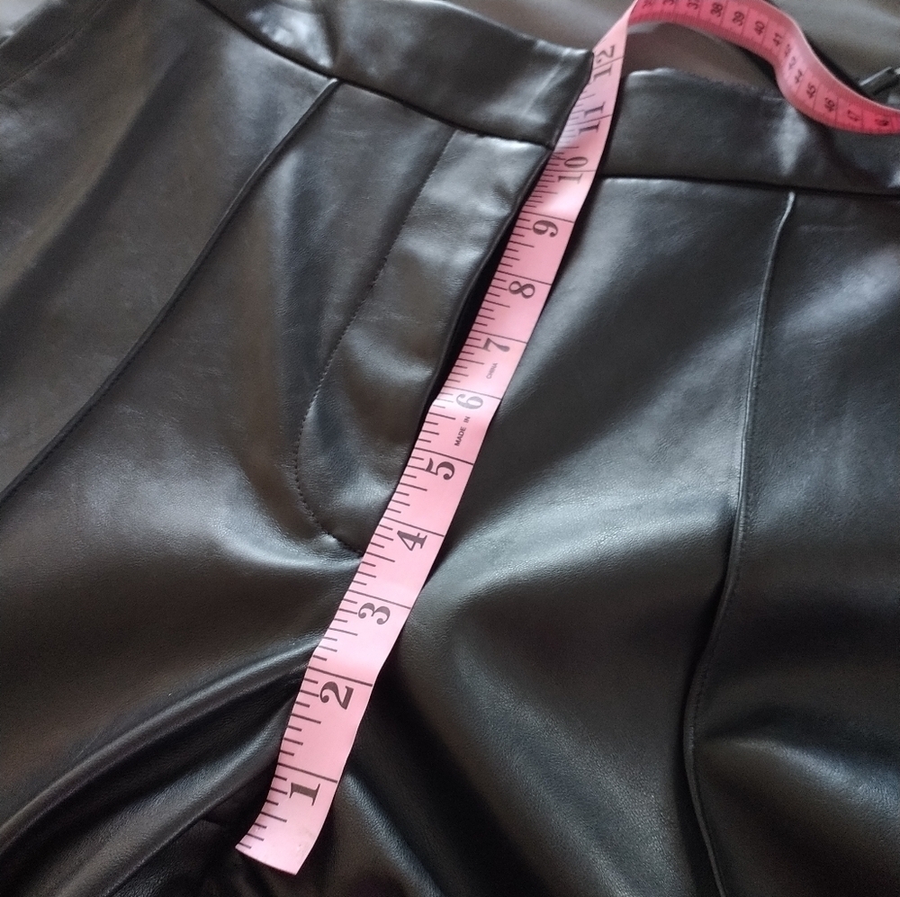 Nine West Black Faux Leather Wide Leg Pants 10 - Picture 4 of 11